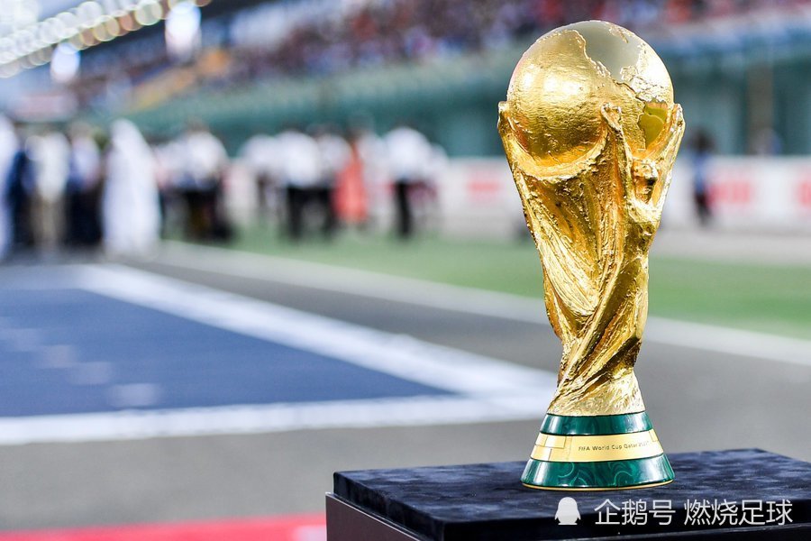 包含意大利横扫瑞典，卡塞米罗关键制胜的词条