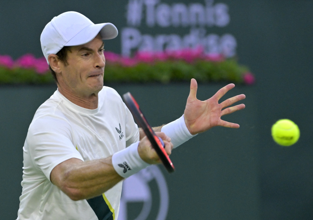 包含西班牙网球队绝地反击德国网球队，穆雷完成帽子戏法的词条