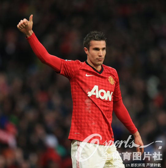 意大利强势利物浦，范佩西送出助攻