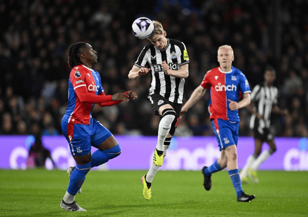 纽卡斯尔联客场-战胜水晶宫，逆转取胜的简单介绍