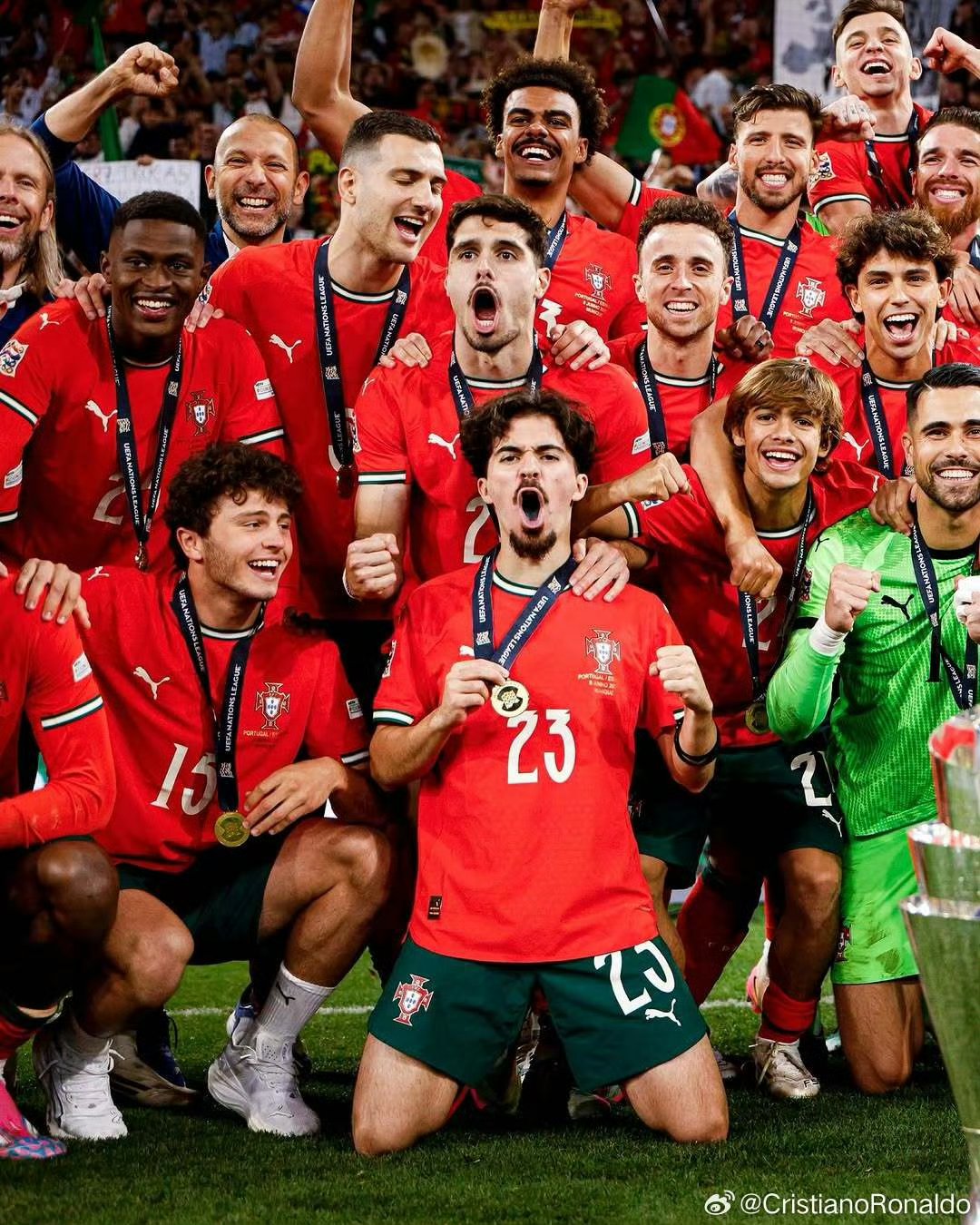 包含欧洲国家队将开启新一轮比赛，球员信心满满备战的词条