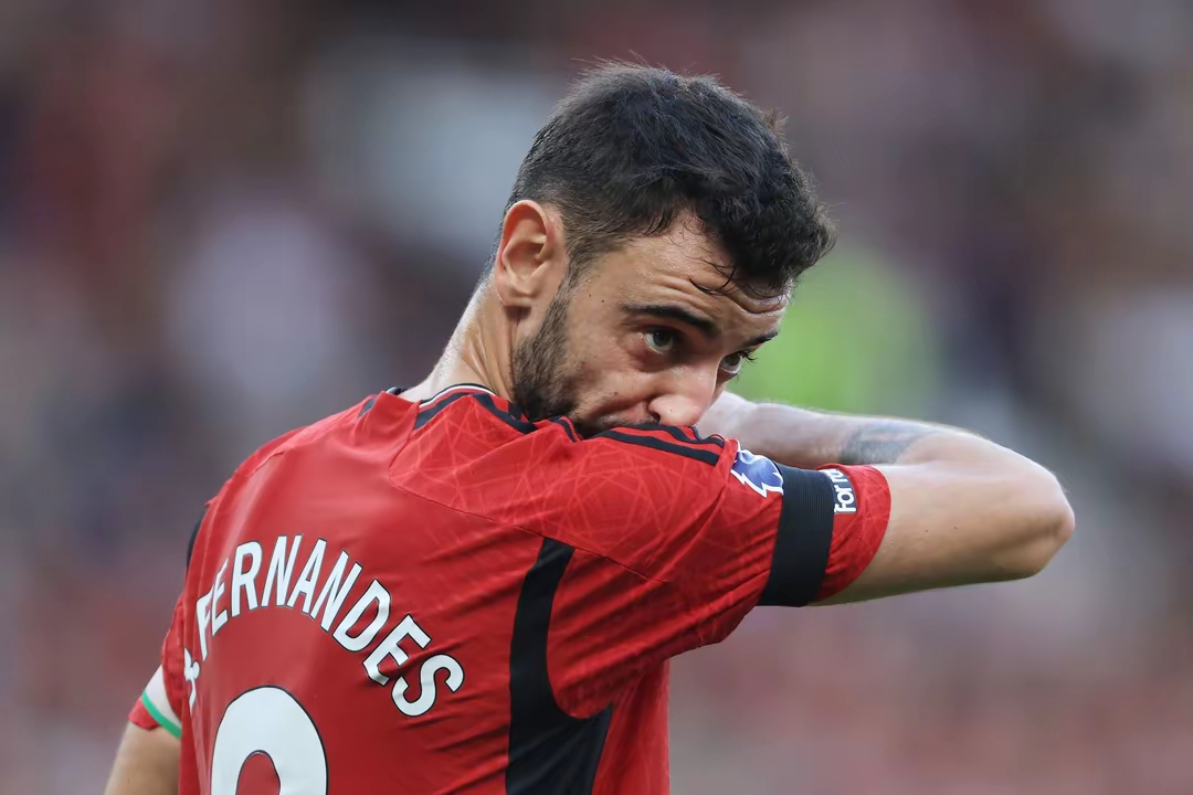 关于曼联核心球员受伤，球队整体实力受到影响的信息