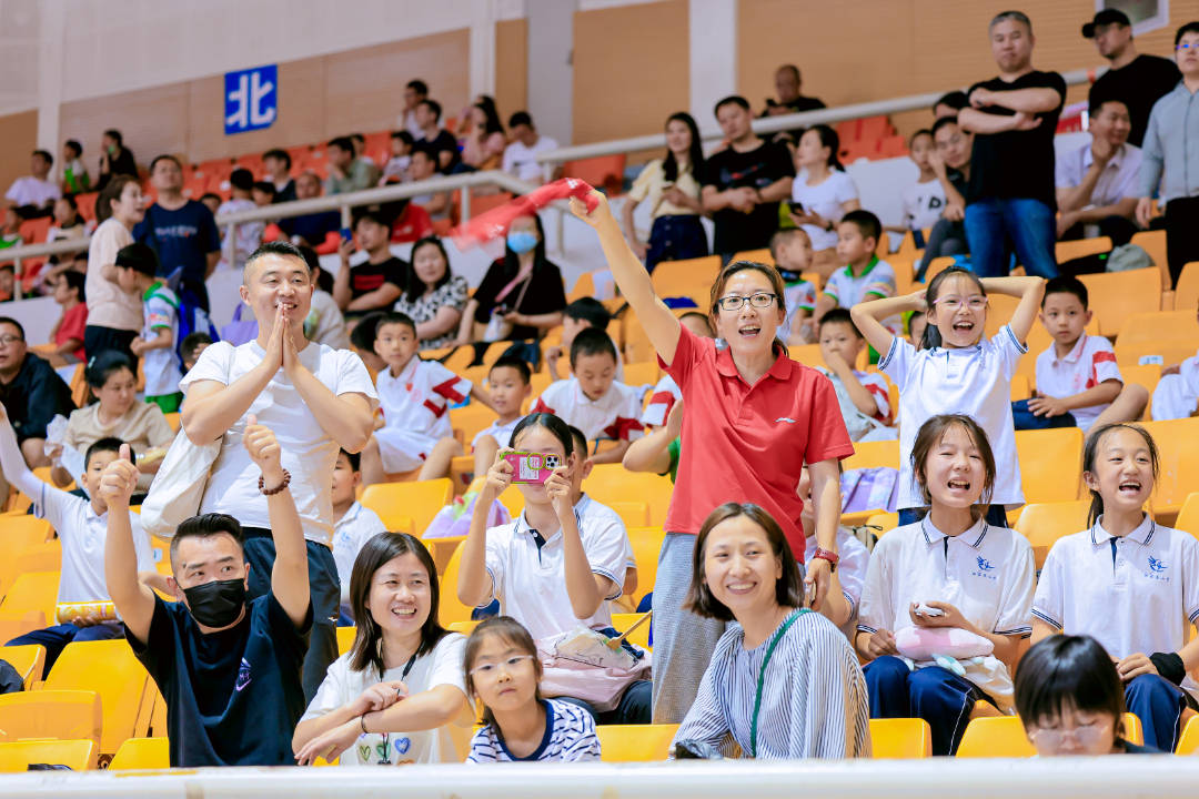 开云体育APP下载-赛事精彩连连，观众欢呼不断