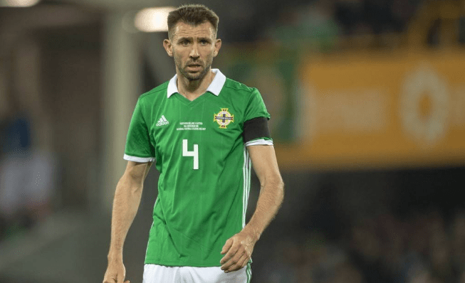 奥地利队主场胜科索沃，保持领先优势