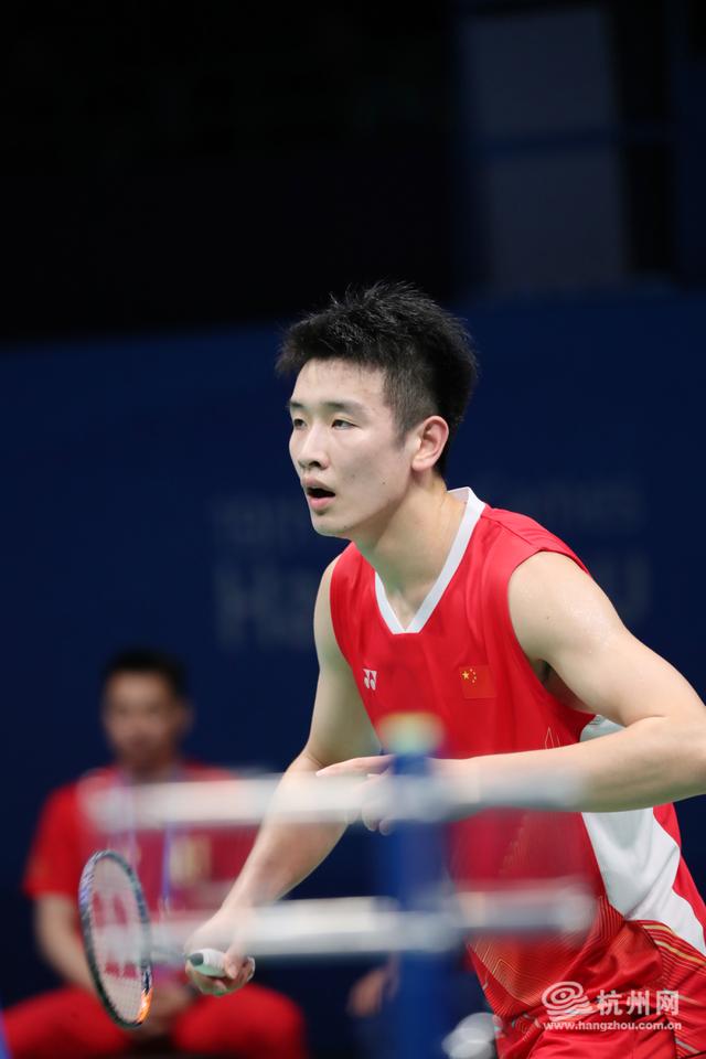 印度队完胜中国队，黄鸭组合惊艳四座的简单介绍