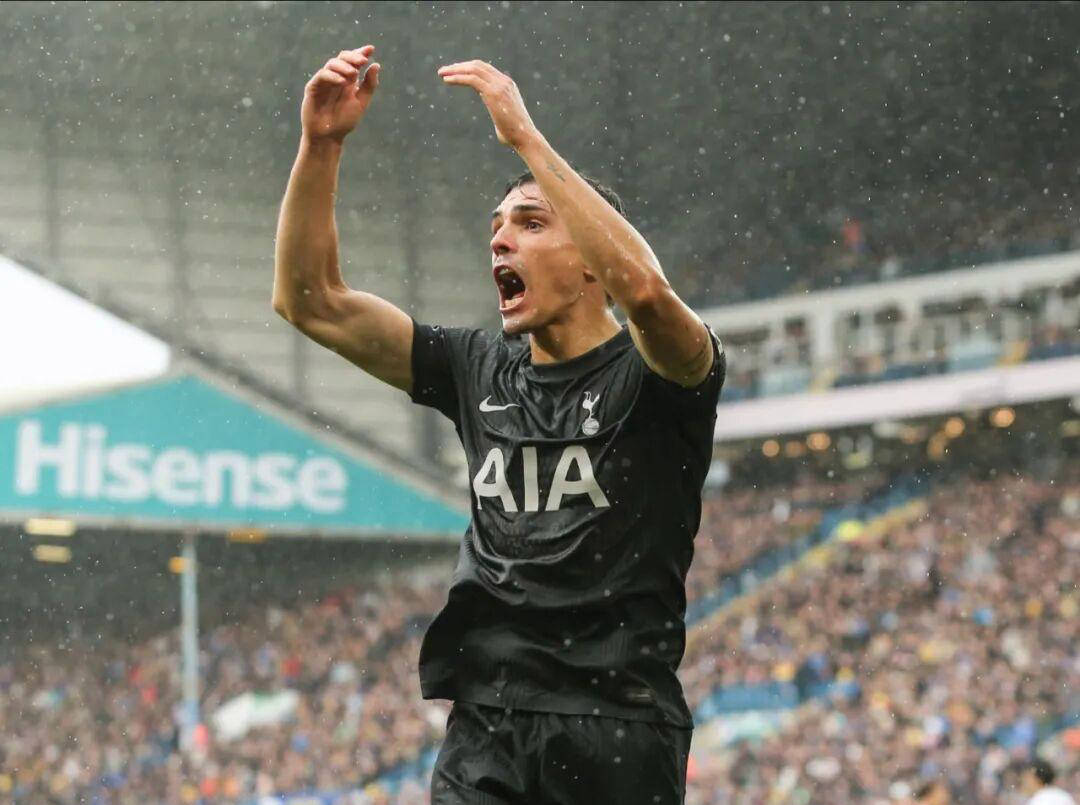 开云体育平台APP-巴黎鏖战切尔西，莱万刷新纪录的简单介绍