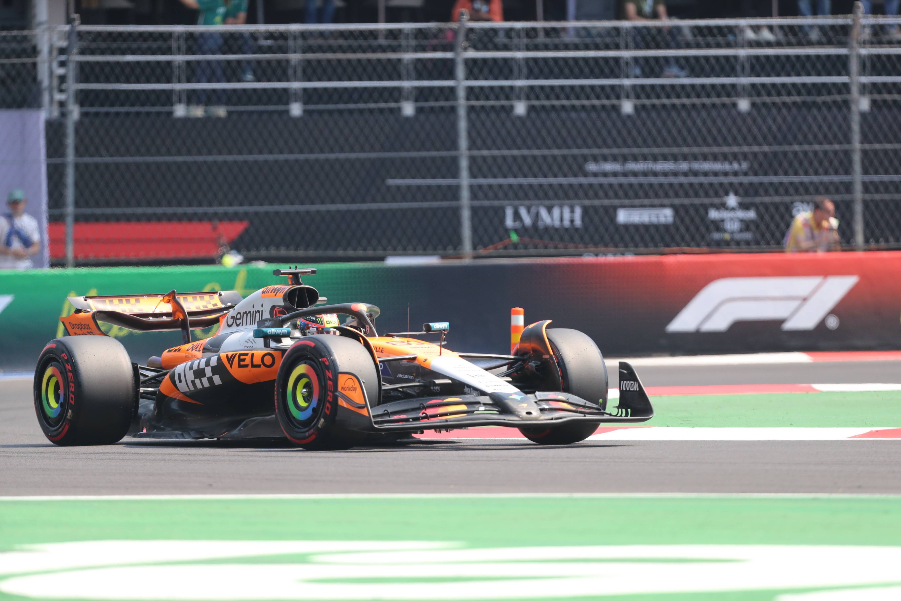 哈斯车队碾压索伯车队，皮亚斯特里关键制胜的简单介绍