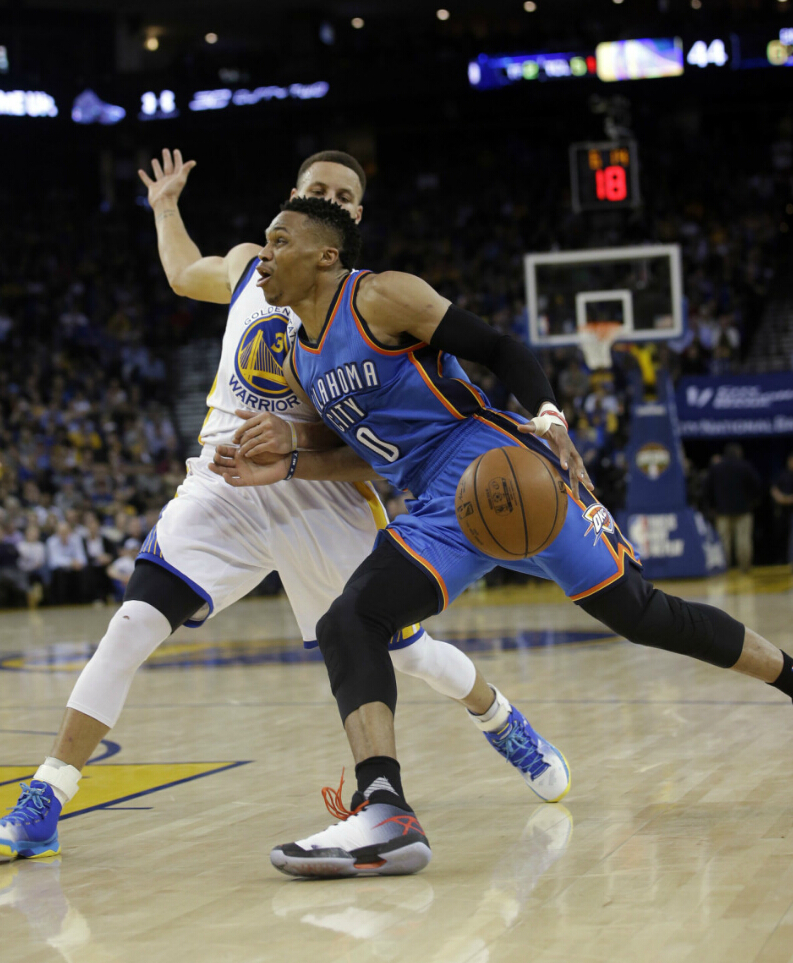 开云下载-浙江队横扫广东队，库里惊艳四座