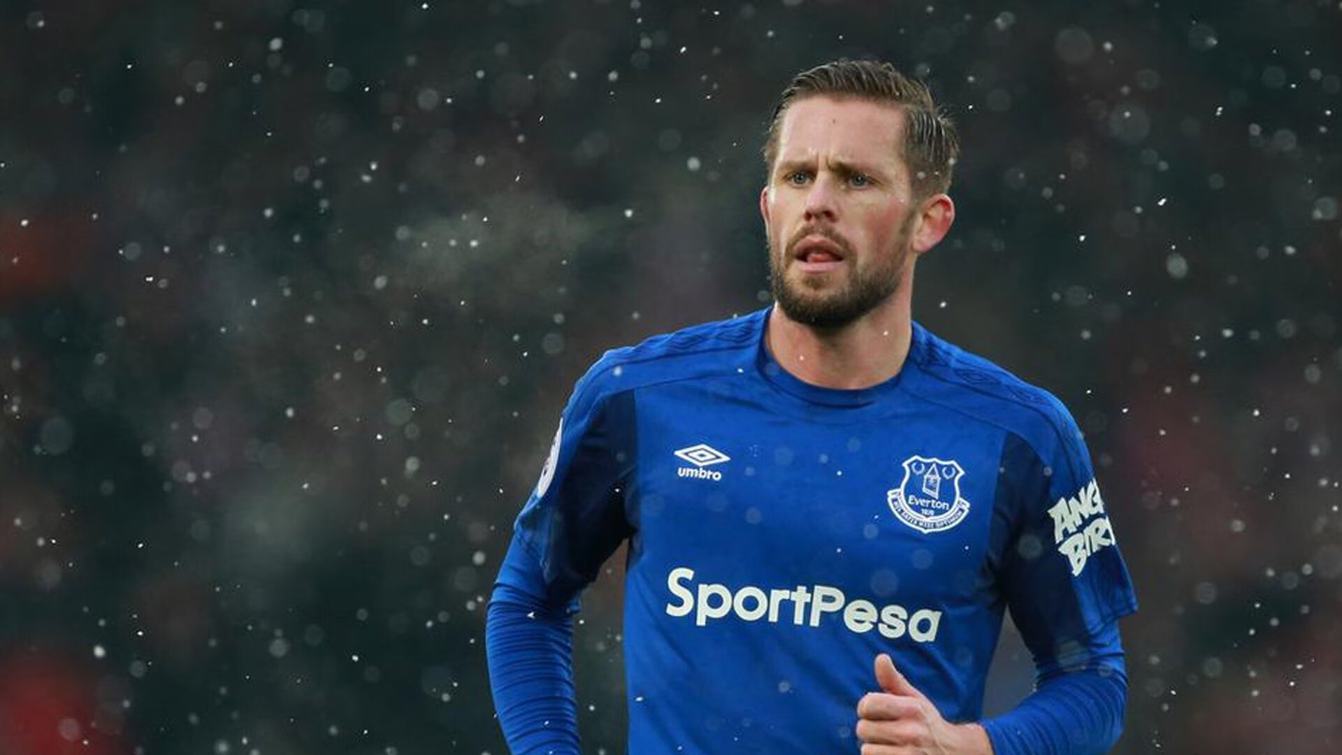 开云体育app-活塞掀翻雷霆，范弗利特成为关键先生