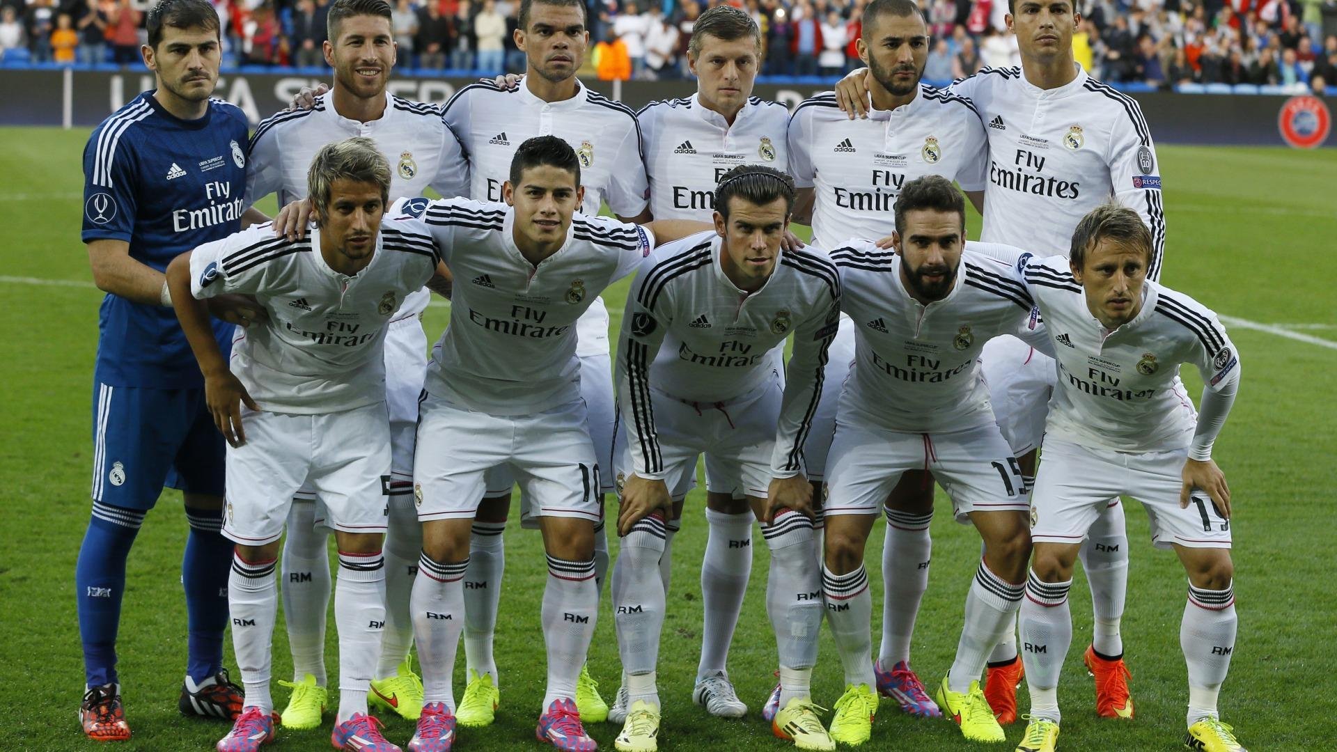 开云足球直播-西决生死战之夜，范弗利特点燃赛场