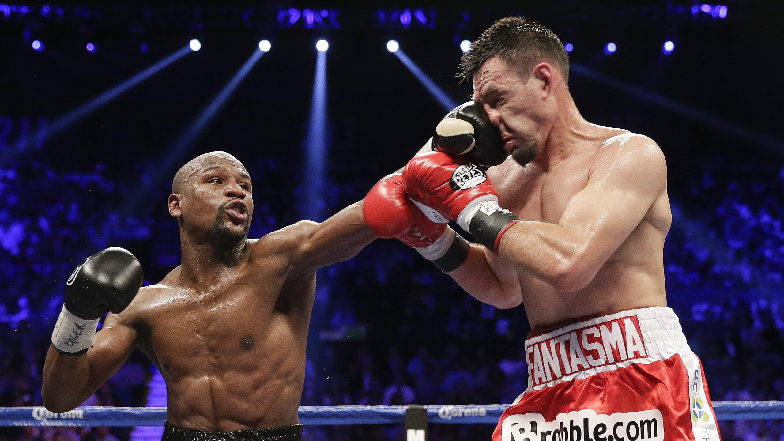 逆转之夜，黄鸭组合扛起全队的丹麦童话