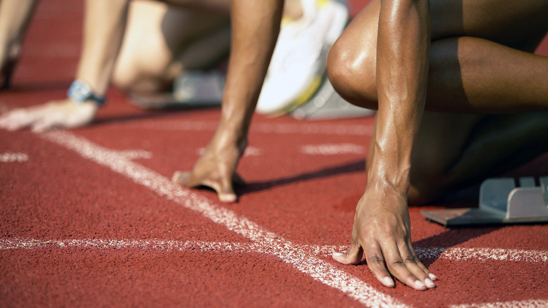 开云体育登录-蒙特卡洛红土见证王者归来，蒂姆轻取拉沃尔杯，状态火热剑指法网